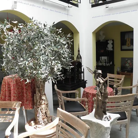 Hotell Felixanum & Galerie Isernhagen