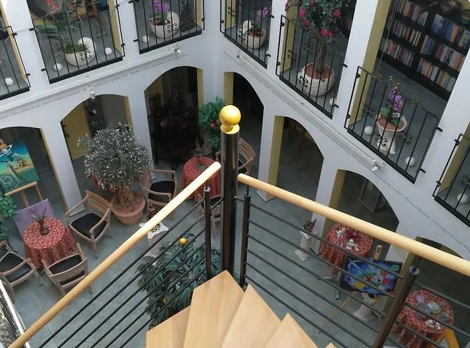 Hotell Felixanum & Galerie 3*